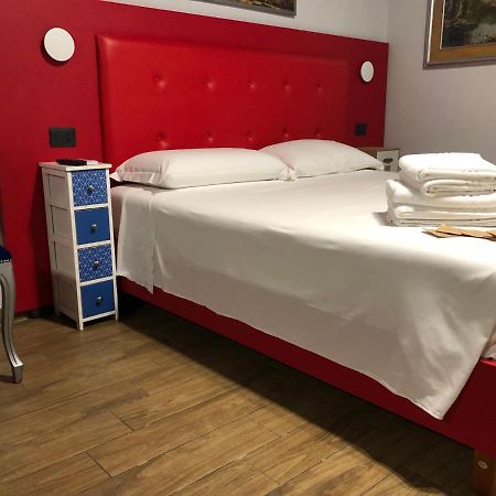 B&B Magada Messina Buitenkant foto