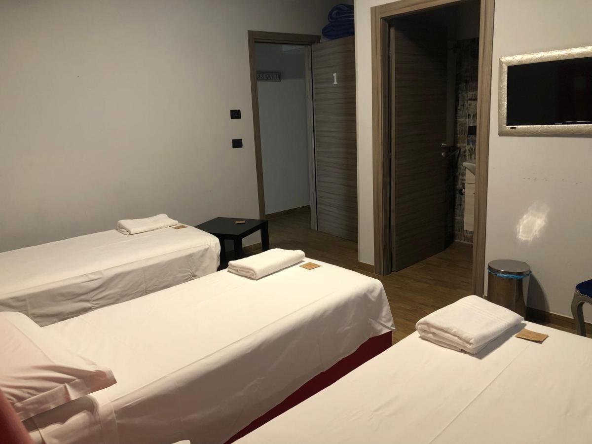 B&B Magada Messina Buitenkant foto